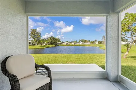 10 Juan Carlos Lane Port Saint Lucie FL 34952