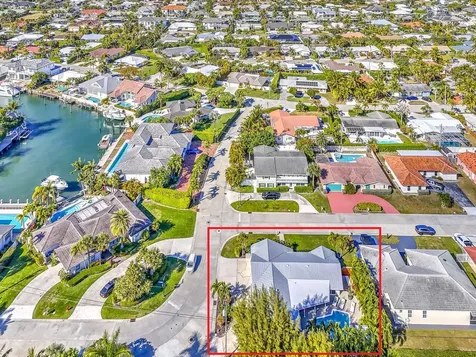 1201 Singer Drive Singer Island FL 33404