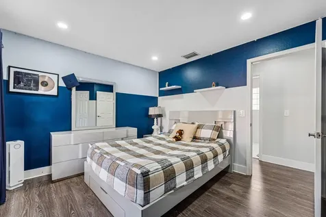 10956 N Danbury Way Boca Raton FL 33498