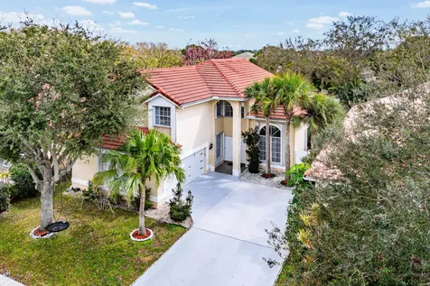 10956 N Danbury Way Boca Raton FL 33498