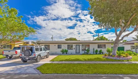 1320 S Deerfield Avenue Deerfield Beach FL 33441