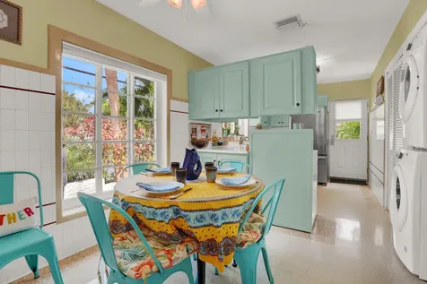 417 N 12th Avenue Lake Worth FL 33460