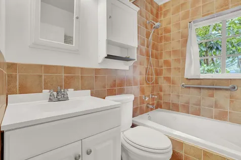 417 N 12th Avenue Lake Worth FL 33460