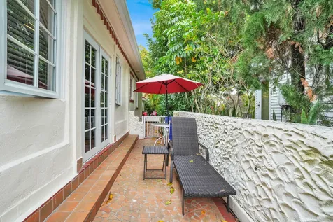 417 N 12th Avenue Lake Worth FL 33460