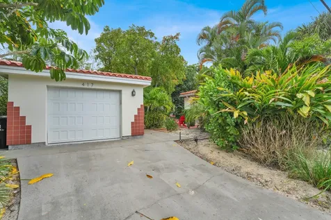 417 N 12th Avenue Lake Worth FL 33460