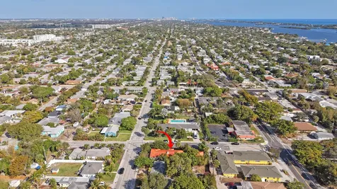 417 N 12th Avenue Lake Worth FL 33460
