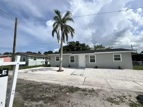 2801 Avenue Q Avenue Fort Pierce FL 34947
