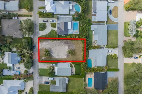 2417 Country Oaks Lane West Palm Beach FL 33410