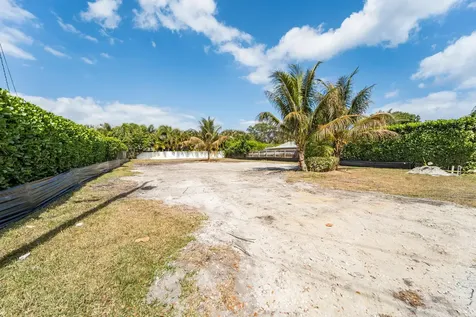 2417 Country Oaks Lane West Palm Beach FL 33410