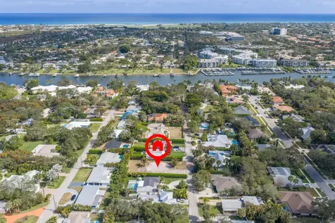 2417 Country Oaks Lane West Palm Beach FL 33410
