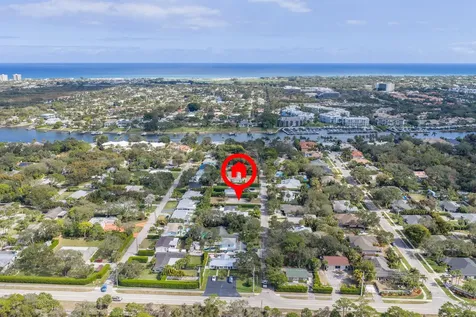 2417 Country Oaks Lane West Palm Beach FL 33410