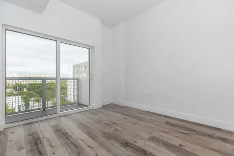 39 NW 7th Avenue Miami FL 33128