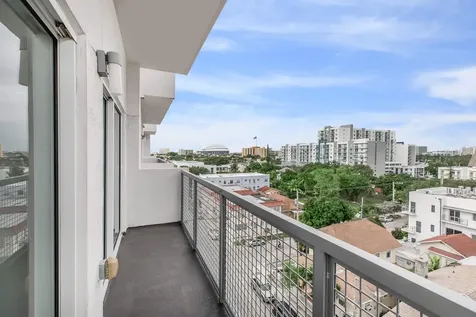 39 NW 7th Avenue Miami FL 33128