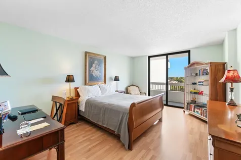 23200 Camino Del Mar Boca Raton FL 33433
