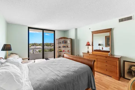 23200 Camino Del Mar Boca Raton FL 33433