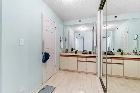 23200 Camino Del Mar Boca Raton FL 33433