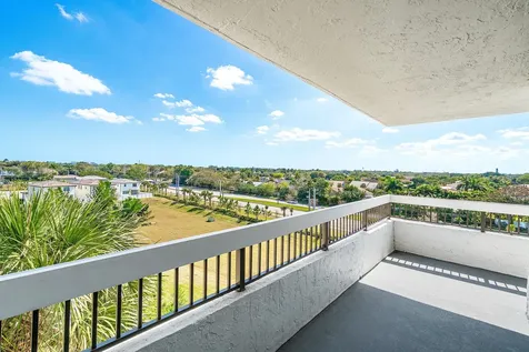 23200 Camino Del Mar Boca Raton FL 33433