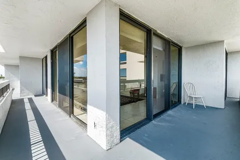 23200 Camino Del Mar Boca Raton FL 33433