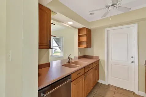 1904 Sw Golf Lane Boynton Beach FL 33426