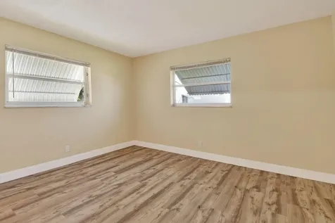 1904 Sw Golf Lane Boynton Beach FL 33426