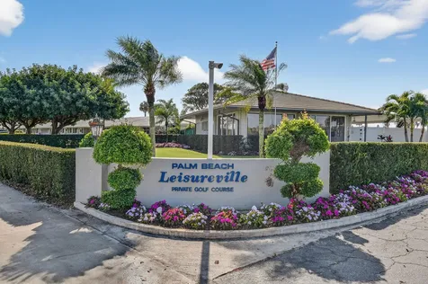 1904 Sw Golf Lane Boynton Beach FL 33426