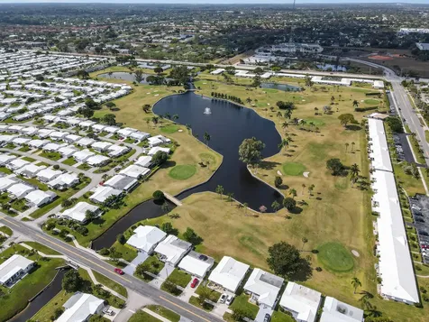 1904 Sw Golf Lane Boynton Beach FL 33426