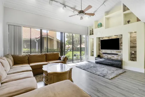 127 Old Meadow Way Palm Beach Gardens FL 33418
