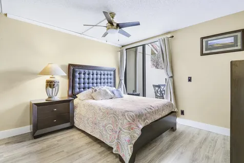 127 Old Meadow Way Palm Beach Gardens FL 33418