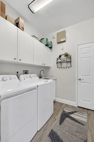 109 Isola Circle Royal Palm Beach FL 33411