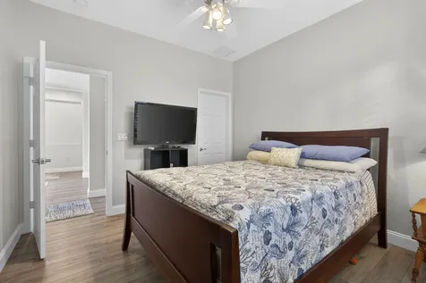 109 Isola Circle Royal Palm Beach FL 33411