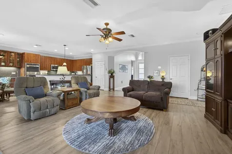 109 Isola Circle Royal Palm Beach FL 33411