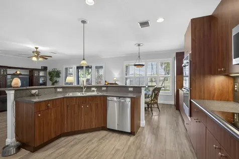 109 Isola Circle Royal Palm Beach FL 33411