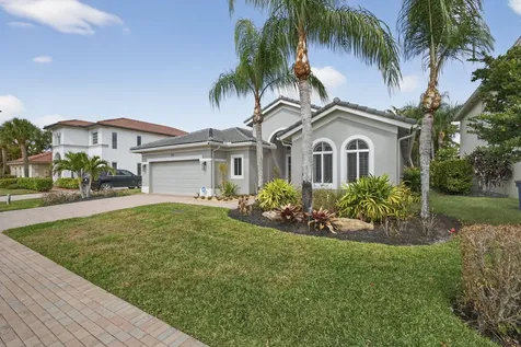 109 Isola Circle Royal Palm Beach FL 33411