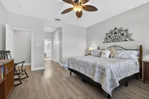 109 Isola Circle Royal Palm Beach FL 33411