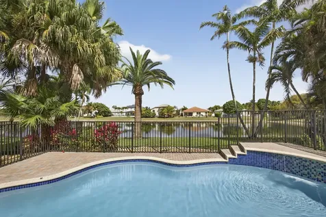 109 Isola Circle Royal Palm Beach FL 33411