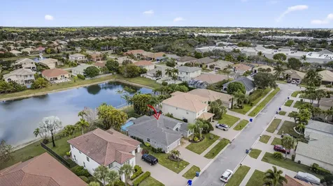 109 Isola Circle Royal Palm Beach FL 33411