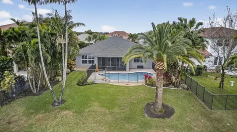 109 Isola Circle Royal Palm Beach FL 33411