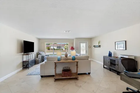 6348 Whispering Wind Way Delray Beach FL 33484