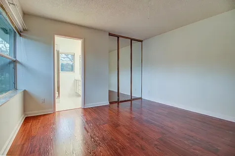 44 Essex Court Royal Palm Beach FL 33411