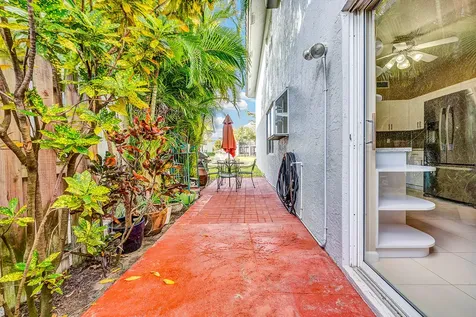 11571 Briarwood Circle Boynton Beach FL 33437