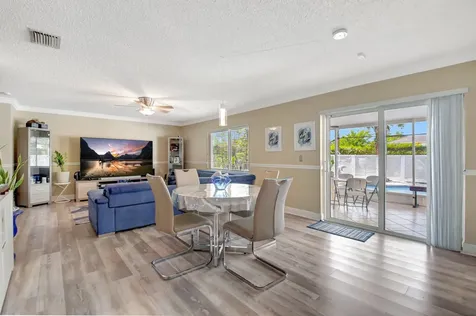6755 Rainwood Cove Lane Lake Worth FL 33463