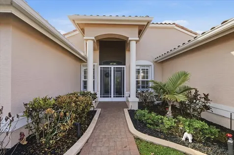 499 Nw Blue Lake Drive Port Saint Lucie FL 34986