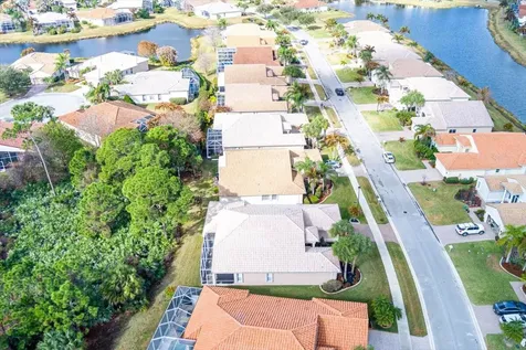 499 Nw Blue Lake Drive Port Saint Lucie FL 34986
