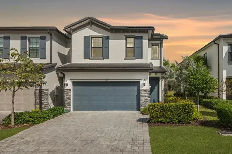 2147 Appleton Circle Oakland Park FL 33309