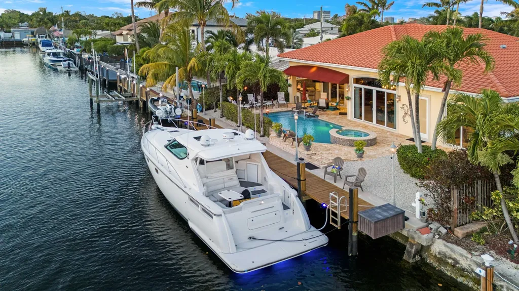 371 Se 15 Avenue Pompano Beach FL 33060