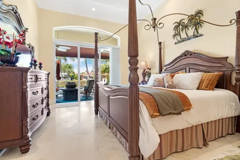 371 Se 15 Avenue Pompano Beach FL 33060