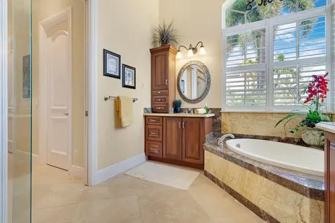 371 Se 15 Avenue Pompano Beach FL 33060