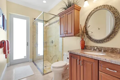 371 Se 15 Avenue Pompano Beach FL 33060