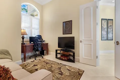 371 Se 15 Avenue Pompano Beach FL 33060