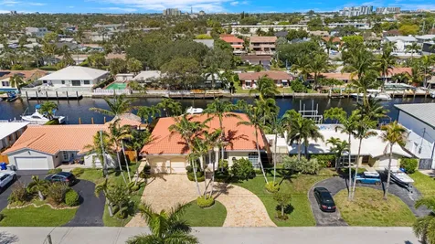 371 Se 15 Avenue Pompano Beach FL 33060